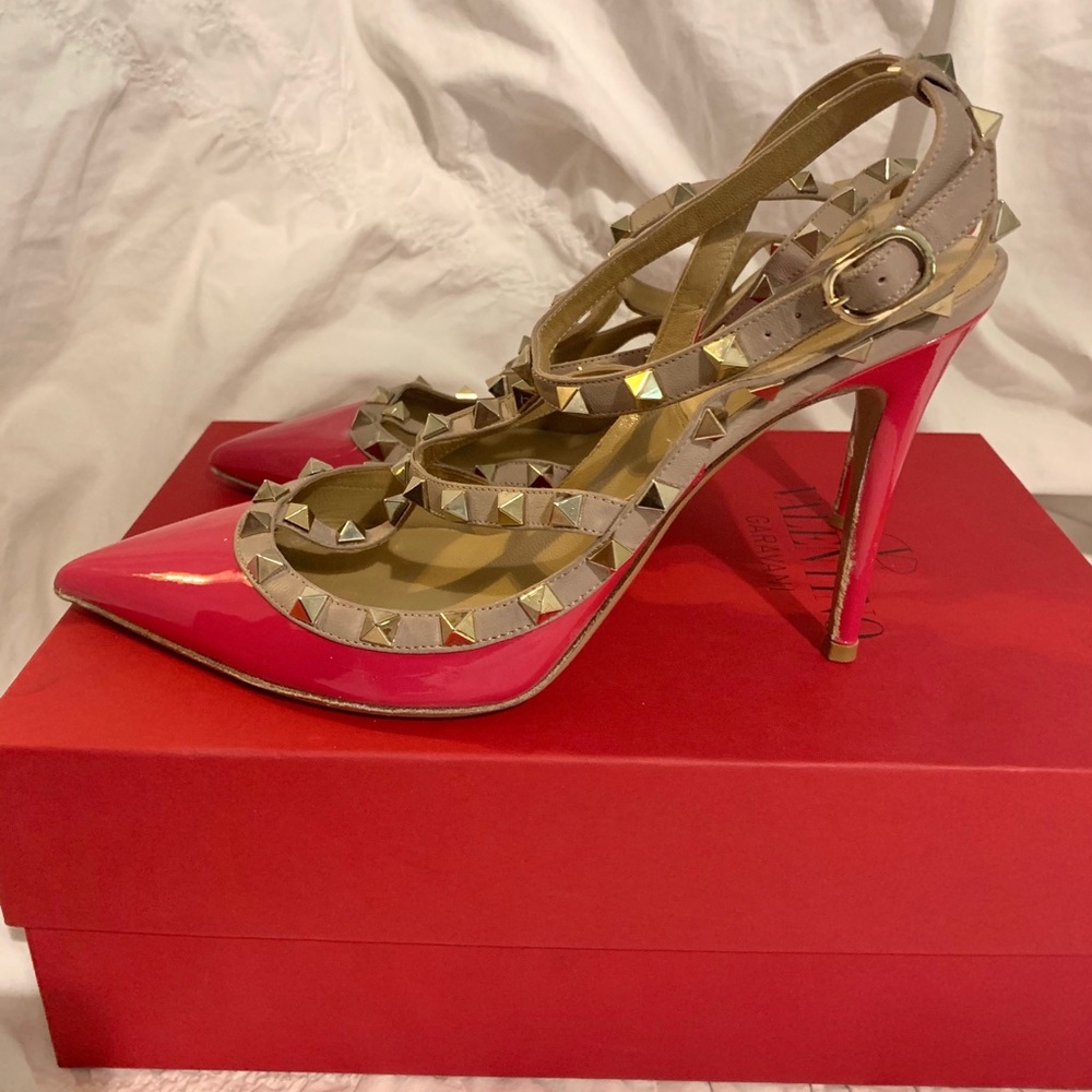Valentino Pink Patent Rockstud Pointed Toe Heels with Beige Straps
